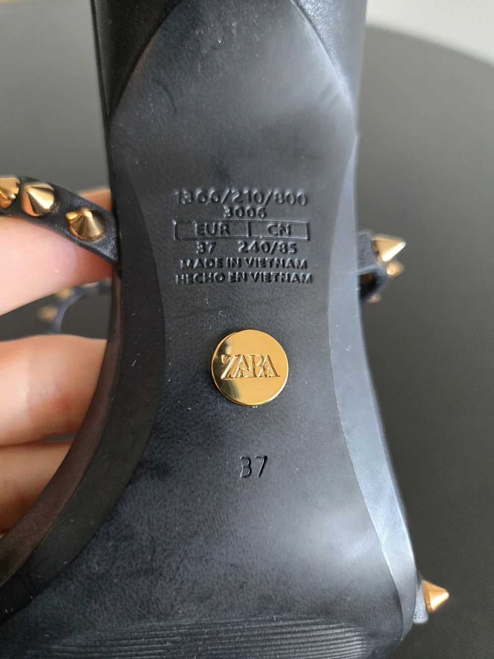 ZARA Black Gold Studded Pointed Toe Strappy Heeled Sandals Sz 37 - Picture 9 of 10